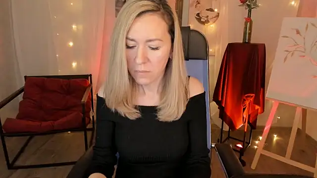 Snapshot of DonnaSmitth chatting on March 6, 2026, 7:21 pm DonnaSmitth online show from March 6, 2026, 7:21 pm