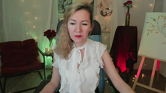 Snapshot of DonnaSmitth chatting on March 11, 2026, 6:36 pm DonnaSmitth online show from March 11, 2026, 6:36 pm