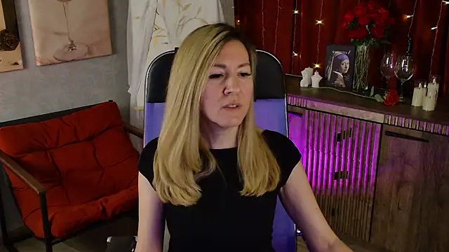 DonnaSmitth online show from May 14, 2026, 6:47 pm