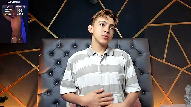 Snapshot of Lian_Miller1_ chatting on November 7, 2025, 12:27 pm Lian Miller1 online show from November 7, 2025, 12:27 pm