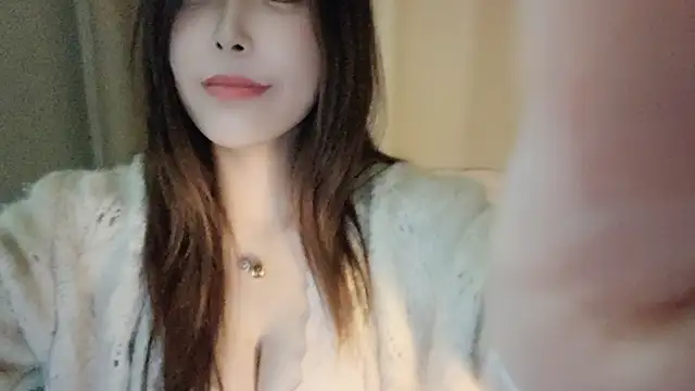 kimee Xixi online show from October 11, 2025, 10:14 am