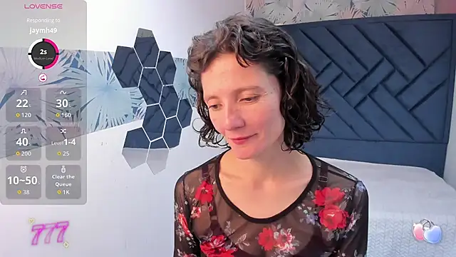 Snapshot of Valery_More__ chatting on June 15, 2026, 2:19 pm Valery More online show from June 15, 2026, 2:19 pm