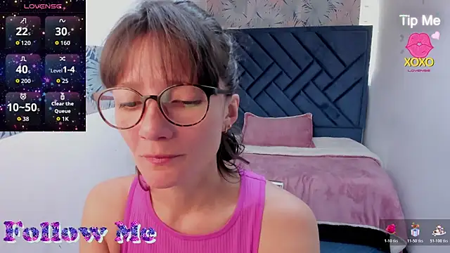 Valery More   online show from August 5, 2026, 1:25 pm