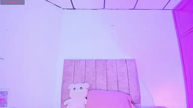 Mila 1wood online show from July 17, 2026, 12:45 pm