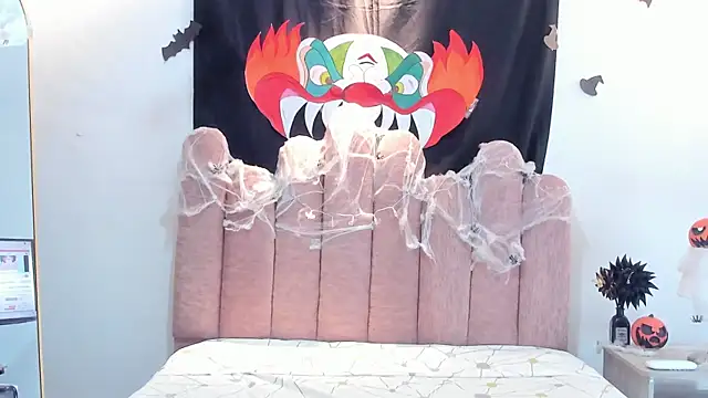 Snapshot of Daisy93_ chatting on October 31, 2025, 6:31 pm Daisy93 online show from October 31, 2025, 6:31 pm