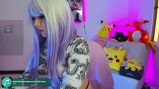 Snapshot of melody_neko777 chatting on October 6, 2025, 1:30 pm melody neko777 online show from October 6, 2025, 1:30 pm