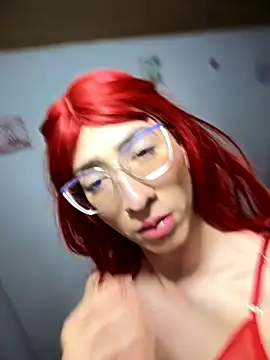 Snapshot of NICOLLE__12 chatting on October 24, 2025, 2:13 pm NICOLLE 12 online show from October 24, 2025, 2:13 pm