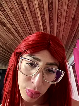 Snapshot of NICOLLE__12 chatting on October 26, 2025, 7:53 pm NICOLLE 12 online show from October 26, 2025, 7:53 pm