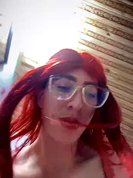 Snapshot of NICOLLE__12 chatting on November 3, 2025, 3:30 am NICOLLE 12 online show from November 3, 2025, 3:30 am