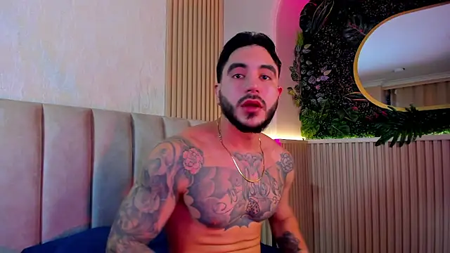 Snapshot of Dante_Dimarco chatting on October 3, 2025, 11:24 pm Dante Dimarco online show from October 3, 2025, 11:24 pm