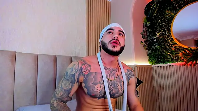 Snapshot of Dante_Dimarco chatting on October 9, 2025, 11:14 pm Dante Dimarco online show from October 9, 2025, 11:14 pm