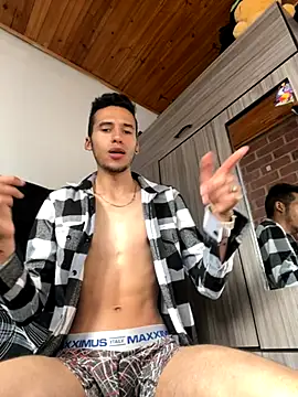 Snapshot of wiland_hot23 chatting on October 3, 2025, 9:23 pm wiland hot23 online show from October 3, 2025, 9:23 pm