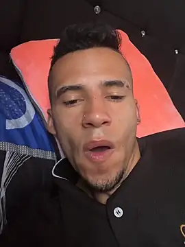 Snapshot of wiland_hot23 chatting on October 8, 2025, 2:25 pm wiland hot23 online show from October 8, 2025, 2:25 pm