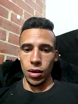 Snapshot of wiland_hot23 chatting on October 9, 2025, 4:54 am wiland hot23 online show from October 9, 2025, 4:54 am