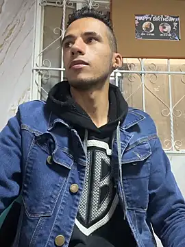 Snapshot of wiland_hot23 chatting on October 14, 2025, 8:53 pm wiland hot23 online show from October 14, 2025, 8:53 pm