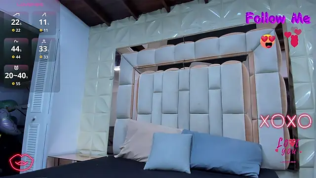 Snapshot of violet_milleer chatting on October 7, 2025, 12:13 pm violet milleer online show from October 7, 2025, 12:13 pm