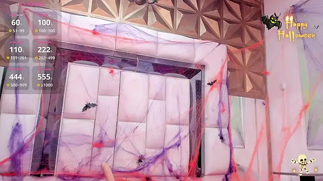 Snapshot of violet_milleer chatting on October 29, 2025, 7:04 pm violet milleer online show from October 29, 2025, 7:04 pm