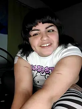 crucifxcked online show from October 5, 2025, 12:42 am