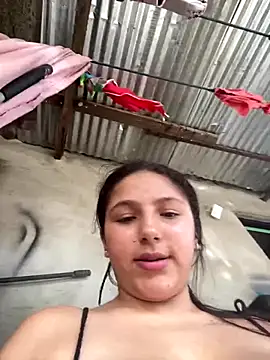 Snapshot of melissa_milkk chatting on October 23, 2025, 7:12 pm melissa milkk online show from October 23, 2025, 7:12 pm