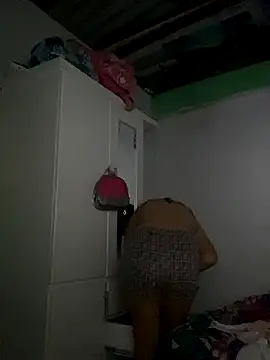 Snapshot of melissa_milkk chatting on October 27, 2025, 4:38 am melissa milkk online show from October 27, 2025, 4:38 am