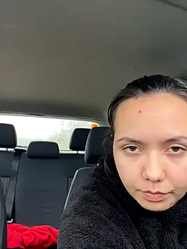 Snapshot of CamillaHessel chatting on November 9, 2025, 1:42 pm CamillaHessel online show from November 9, 2025, 1:42 pm