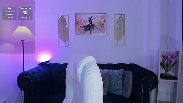 zharaa fox online show from March 18, 2026, 6:38 am