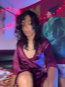 MadamLeRouge online show from June 4, 2026, 4:02 pm