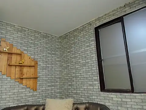 Snapshot of Alisonn_Doll chatting on November 7, 2025, 12:16 pm Alisonn Doll online show from November 7, 2025, 12:16 pm