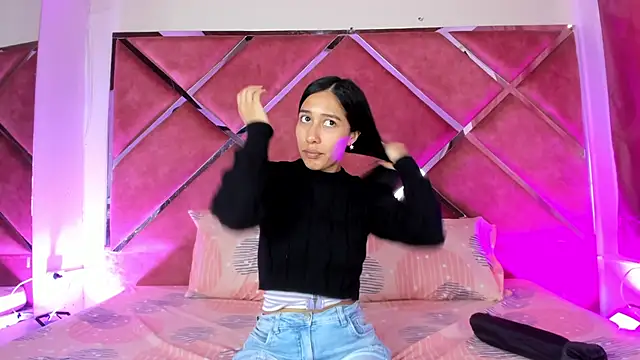 Snapshot of Amelia_Rivas chatting on October 12, 2025, 6:18 pm Amelia Rivas online show from October 12, 2025, 6:18 pm