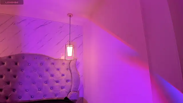 Snapshot of Iris__77 chatting on October 2, 2025, 6:59 pm Iris 77 online show from October 2, 2025, 6:59 pm