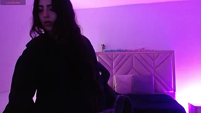 Snapshot of Ixchel_tay chatting on November 16, 2025, 3:34 am Ixchel tay online show from November 16, 2025, 3:34 am