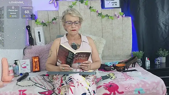 Snapshot of Devora_mature65 chatting on January 11, 2026, 6:46 pm Devora mature65 online show from January 11, 2026, 6:46 pm