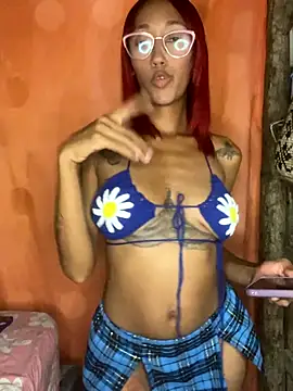 Zasha Romero online show from October 31, 2025, 4:13 am