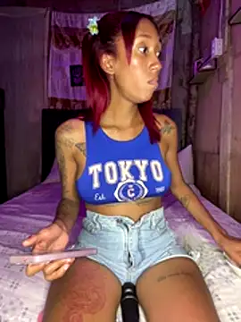 Zasha Romero online show from December 21, 2025, 5:36 am
