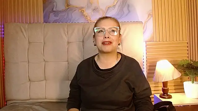 Snapshot of mavyhot303 chatting on November 5, 2025, 10:21 pm mavyhot303 online show from November 5, 2025, 10:21 pm