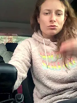 GoldenPussy1329 online show from January 12, 2026, 4:12 pm