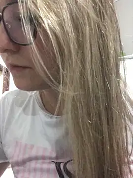 Snapshot of alegata27 chatting on May 26, 2026, 10:06 pm alegata27 online show from May 26, 2026, 10:06 pm