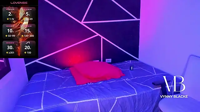 VynnyBlacke  online show from November 29, 2025, 10:51 am