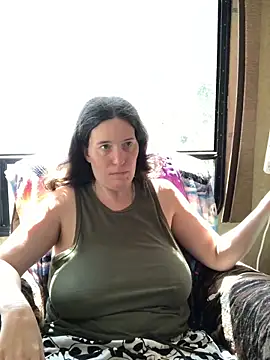 Petite83 online show from September 28, 2025, 5:51 pm