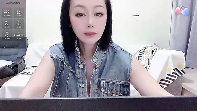 Smile-- online show from October 18, 2025, 12:39 pm