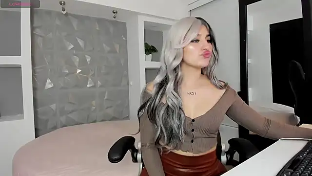 Snapshot of Maya_Rivers chatting on October 2, 2025, 5:03 am Maya Rivers online show from October 2, 2025, 5:03 am