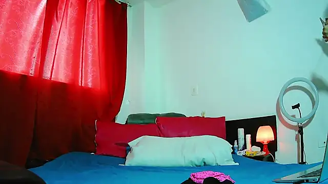 MissAsly online show from November 20, 2025, 1:22 pm