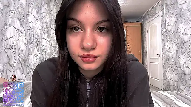 Snapshot of Galactic_Phanton chatting on November 7, 2025, 6:57 am Galactic Phanton online show from November 7, 2025, 6:57 am