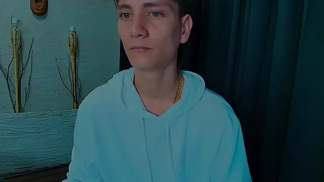 ZackMaye online show from October 6, 2025, 3:26 am