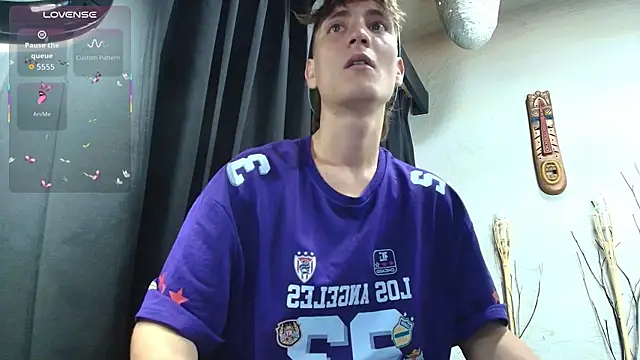 ZackMaye online show from October 13, 2025, 3:17 am