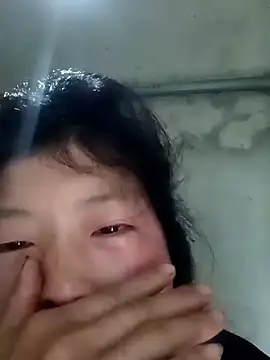 Khanhu xx online show from March 23, 2026, 4:49 am