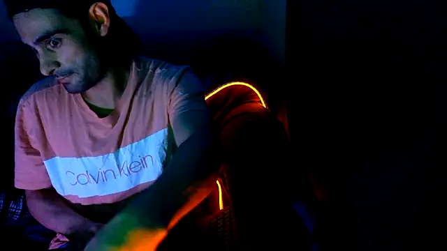 Snapshot of highinhtxx chatting on November 7, 2025, 6:57 am highinhtxx online show from November 7, 2025, 6:57 am