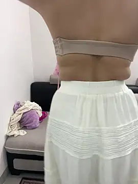 lee ly online show from March 20, 2026, 2:11 pm