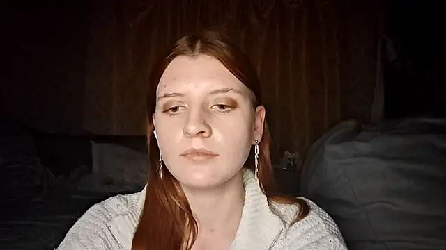 Snapshot of LynteriLain chatting on October 22, 2025, 8:41 pm LynteriLain online show from October 22, 2025, 8:41 pm