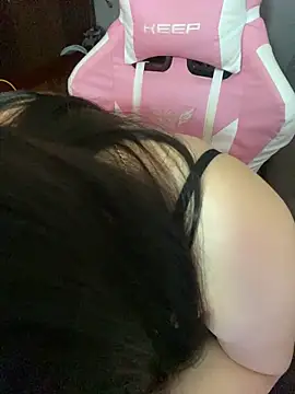 Snapshot of Gina999 chatting on October 6, 2025, 7:28 am Gina999 online show from October 6, 2025, 7:28 am